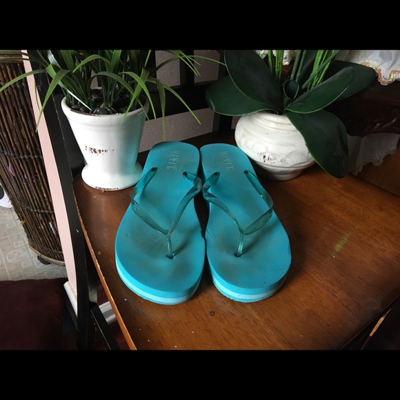 Mixit Shoes - *FREE Turquoise Mix it Platform Flip Flops*